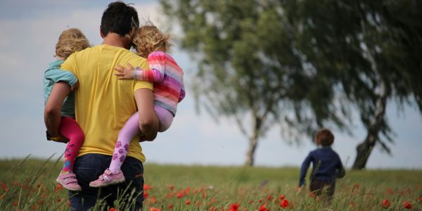 Send Father's Day flowers