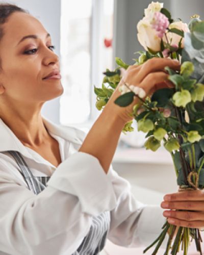 Are you trying to really capture the essence of your amazing mother?
Let us create a one of a kind custom floral bouquet that mom will never forget. Whether she likes soft pastel colors or bold, daring hues, we take pride in creating the best flower arrangement to make your mother feel loved this Mother's Day holiday!
Color Theme Choices:
Purple Pastel Mix: The traditional Mother's Day colors, this theme can includes shades of purple mixed with other colors, such as white.
Pink-Red-White: More usual "love themed" colors, this combination symbolize a loving mixture of traditional shades.
Bold Colors: Strong and vibrant colors, this choice features more mainstream colors like red, purple, yellow, blues, etc.
Yellow Shades: Represents a mother's more optimistic views on life and her children, presenting a combination of shades of yellow and complementary colors.
Green Hues: Highlights a mother's more protective nature with the green based colors mixed with other colors that accent the green.